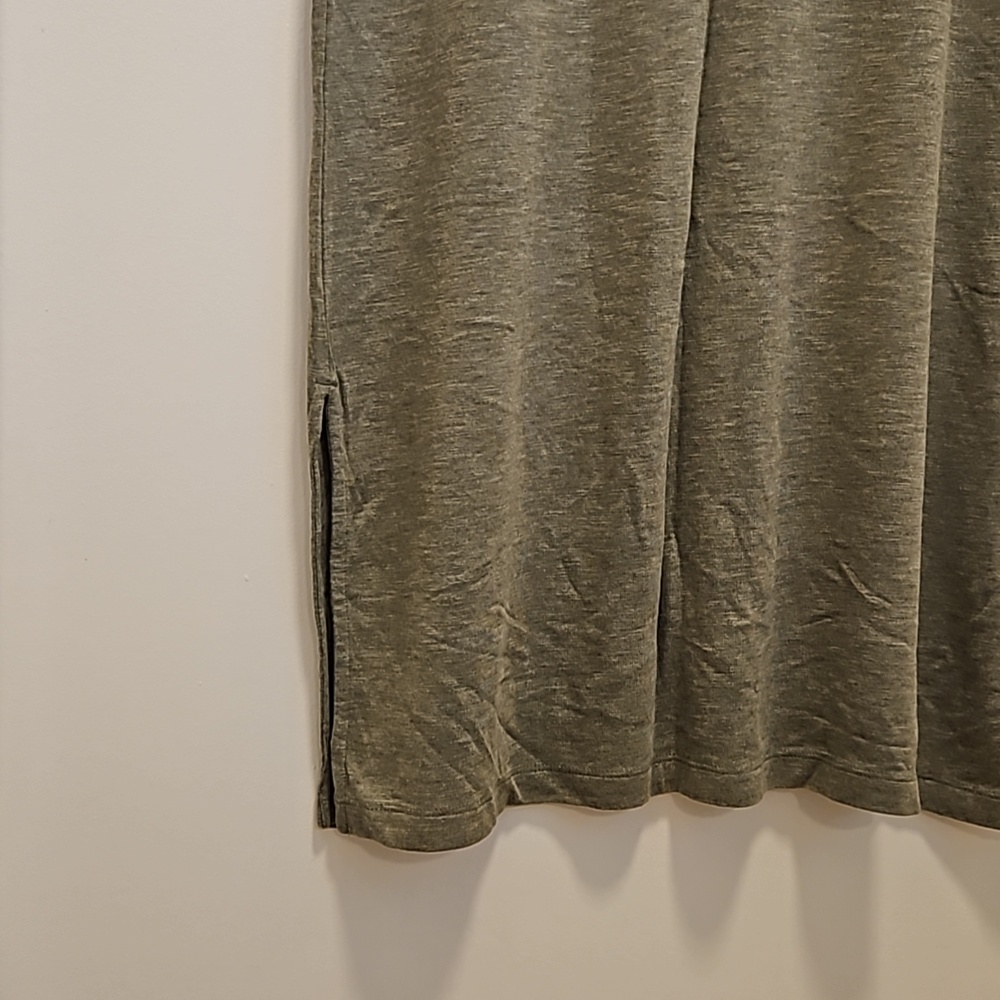 Heather Green Crew Neck T-shirt Midi - Picture 2 of 6